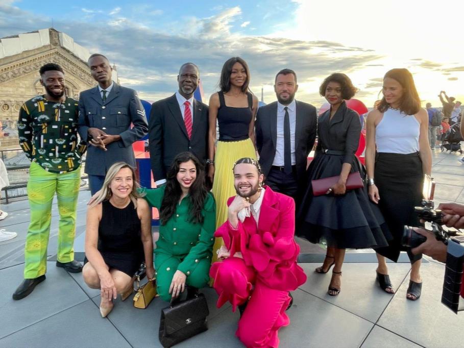 04eb1d_a18c843cfb964e8f9543352ed1e9b450~mv2